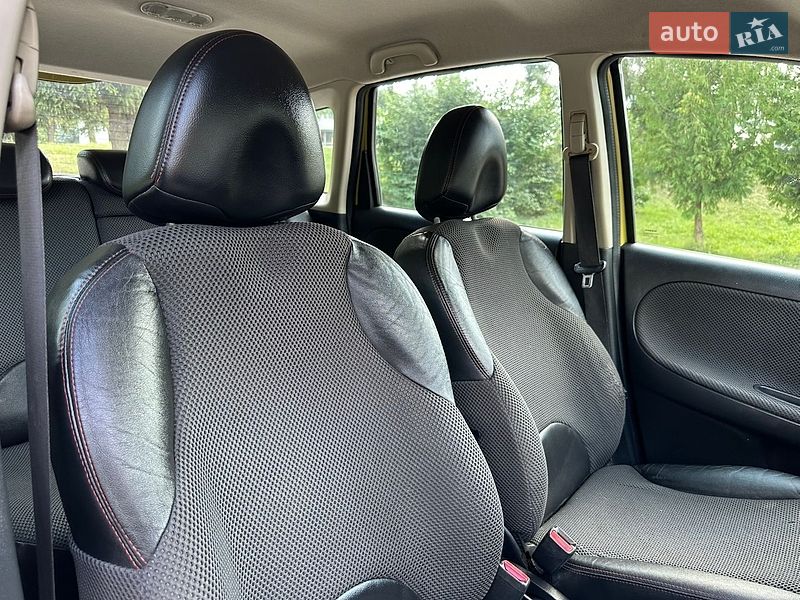 Хэтчбек Nissan Note 2007 в Ровно