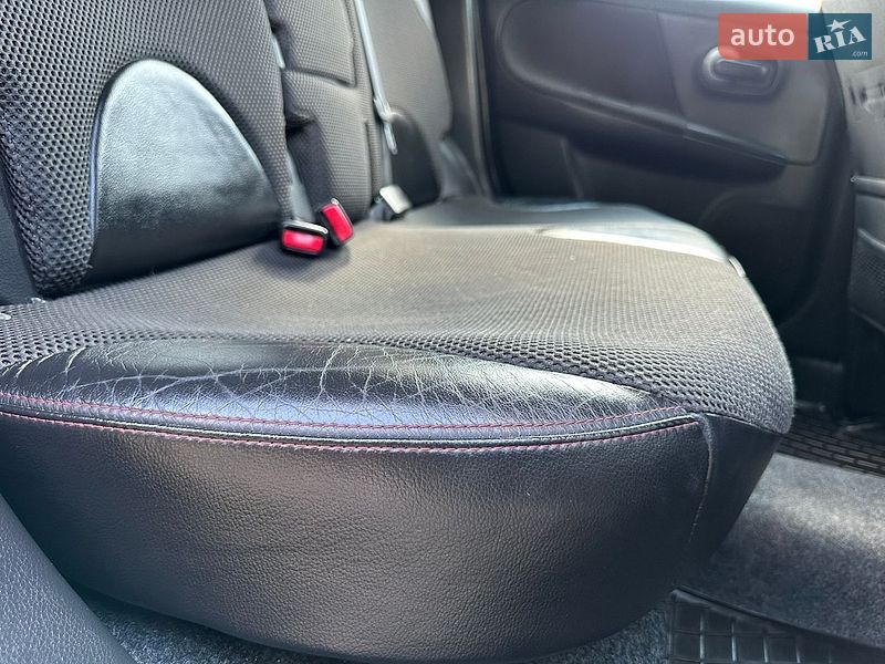 Хэтчбек Nissan Note 2007 в Ровно