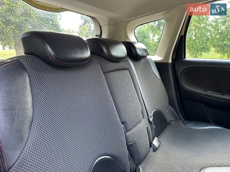 Хэтчбек Nissan Note 2007 в Ровно