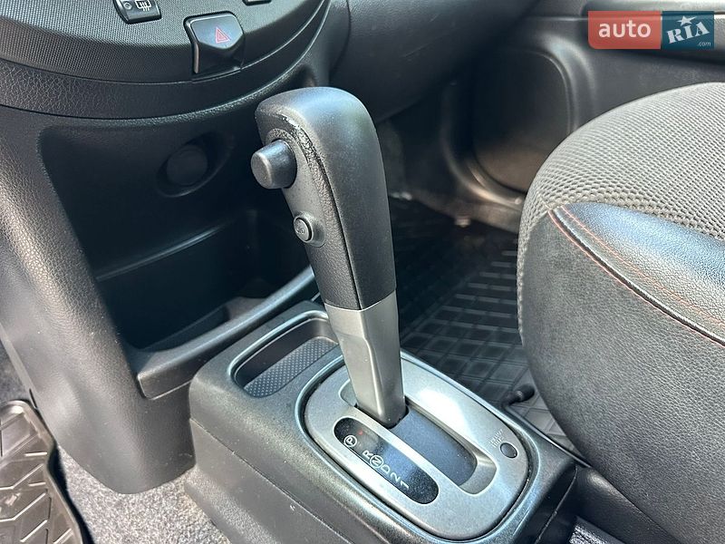 Хэтчбек Nissan Note 2007 в Ровно