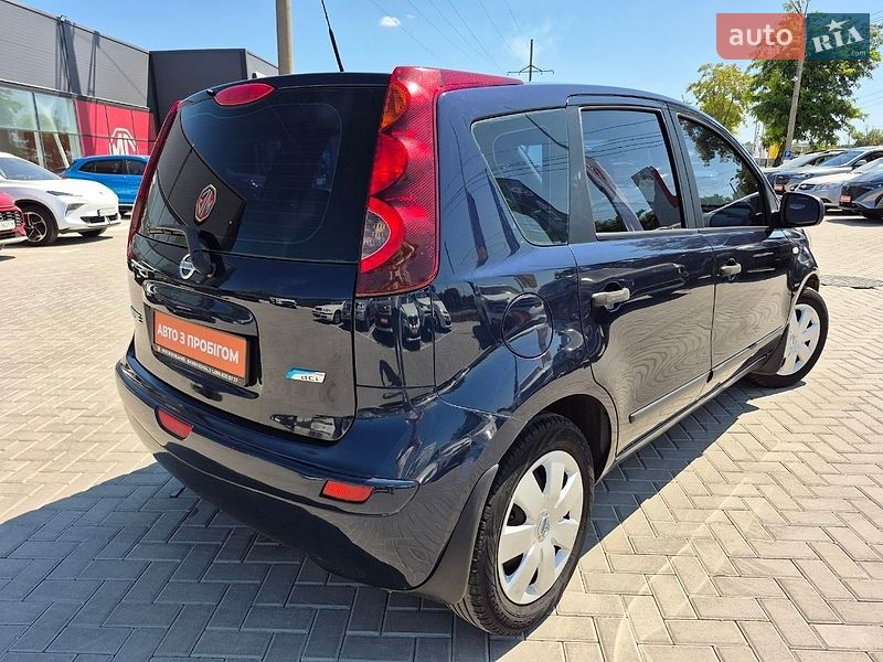 Хетчбек Nissan Note 2011 в Кропивницькому фото 4 Хетчбек Nissan Note 2011 в Кропивницькому
