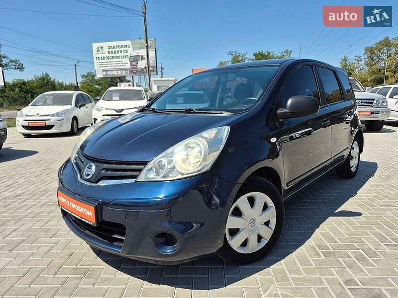 Хетчбек Nissan Note 2011 в Кропивницькому фото Хетчбек Nissan Note 2011 в Кропивницькому