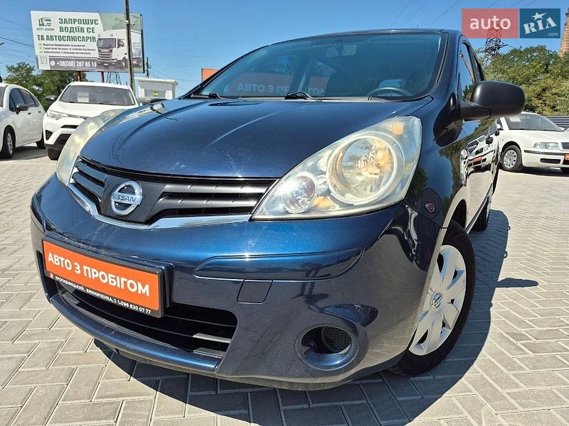 Хетчбек Nissan Note 2011 в Кропивницькому фото 21 Хетчбек Nissan Note 2011 в Кропивницькому