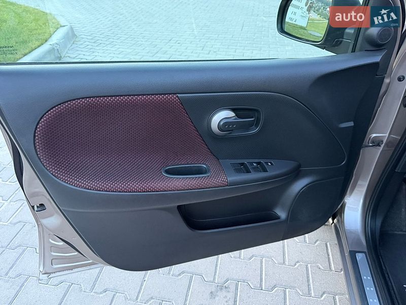 Хэтчбек Nissan Note 2008 в Тернополе