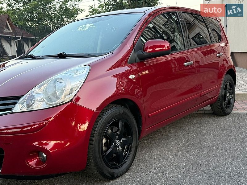Хетчбек Nissan Note 2012 в Вінниці