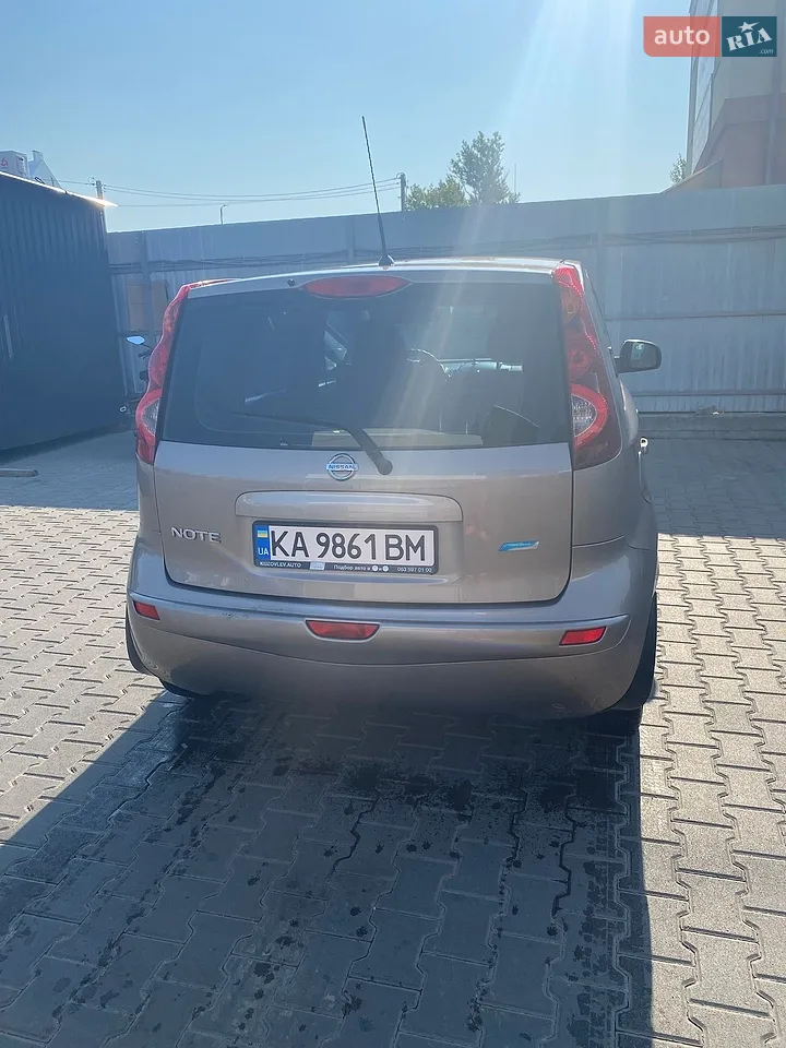 2010 Nissan Note - мініатюра 12