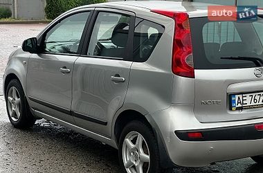 Хетчбек Nissan Note 2006 в Дніпрі