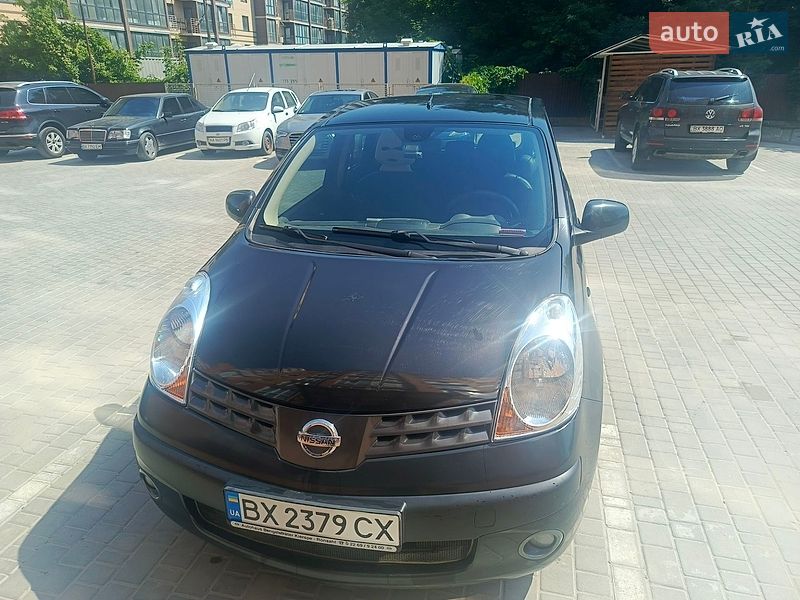 Хэтчбек Nissan Note 2006 в Каменец-Подольском