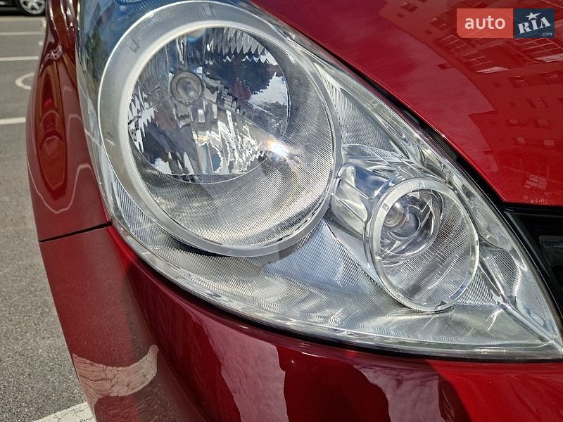 Хетчбек Nissan Note 2011 в Вінниці