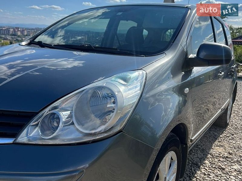 Хетчбек Nissan Note 2010 в Надвірній