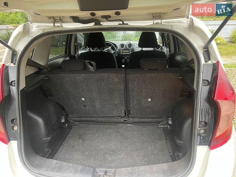 Хэтчбек Nissan Note 2014 в Калуше