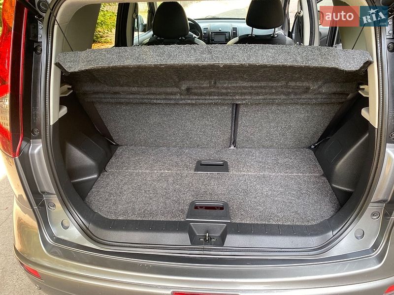 Хэтчбек Nissan Note 2012 в Виннице