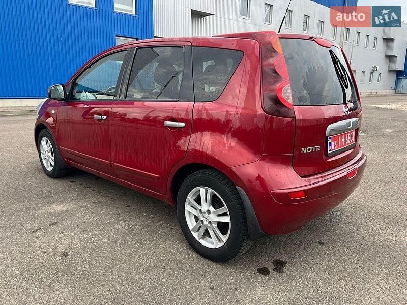 Хетчбек Nissan Note 2011 в Ковелі