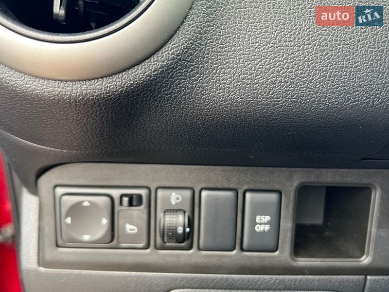 Хетчбек Nissan Note 2011 в Ковелі