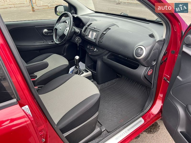 Хетчбек Nissan Note 2011 в Ковелі