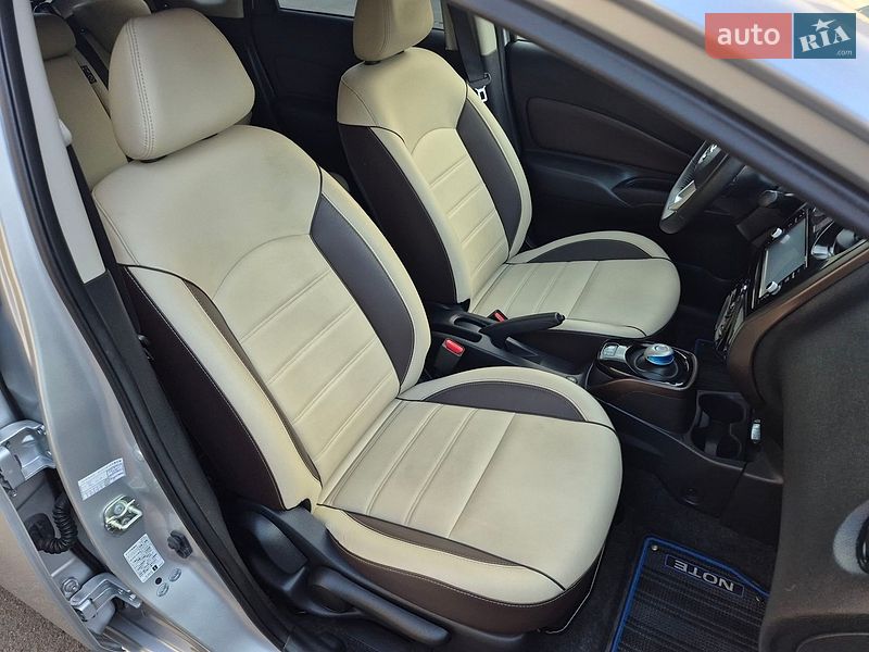 Хетчбек Nissan Note 2018 в Одесі
