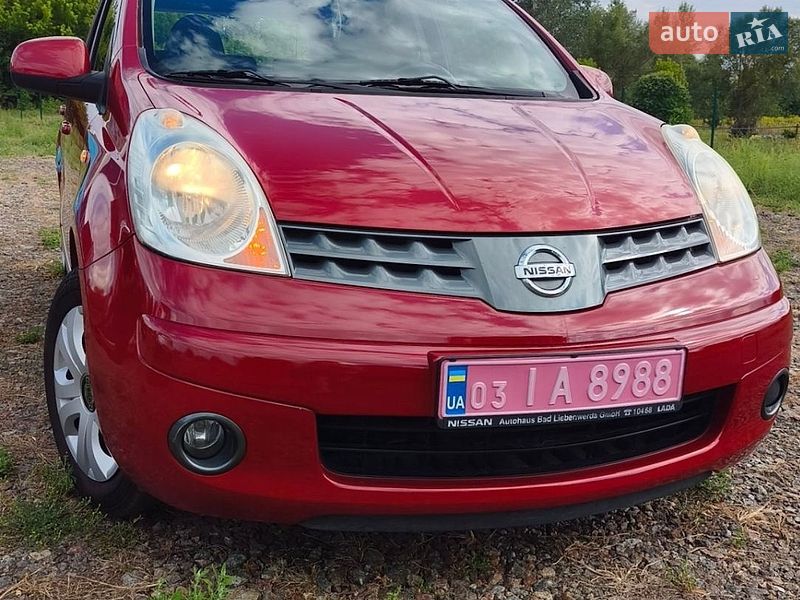Хэтчбек Nissan Note 2008 в Березане