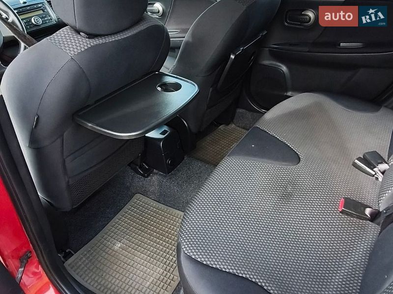 Хэтчбек Nissan Note 2008 в Березане