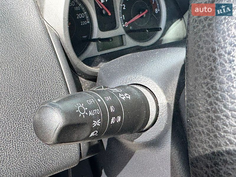 Хэтчбек Nissan Note 2006 в Житомире