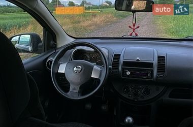 Хэтчбек Nissan Note 2007 в Горохове