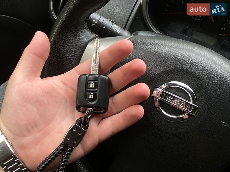 Хэтчбек Nissan Note 2007 в Горохове