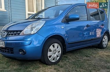 Хэтчбек Nissan Note 2008 в Надворной