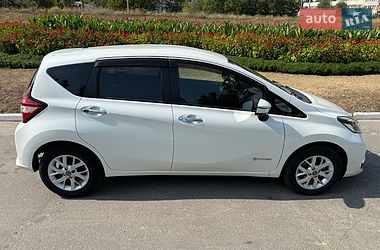 Хэтчбек Nissan Note 2018 в Киеве фото 6 Хэтчбек Nissan Note 2018 в Киеве