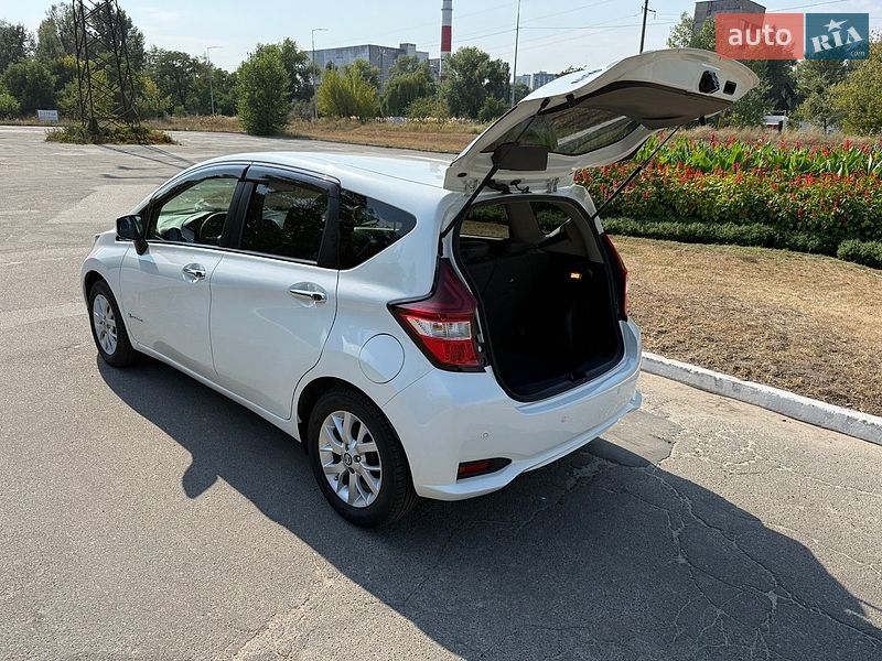 Хэтчбек Nissan Note 2018 в Киеве фото 10 Хэтчбек Nissan Note 2018 в Киеве