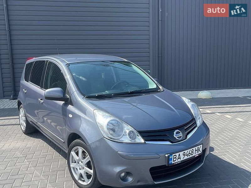 Хэтчбек Nissan Note 2011 в Кропивницком