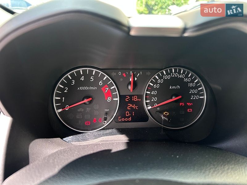Хэтчбек Nissan Note 2010 в Киеве