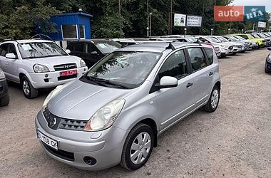 Хэтчбек Nissan Note 2008 в Полтаве