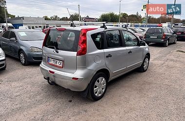 Хэтчбек Nissan Note 2008 в Полтаве