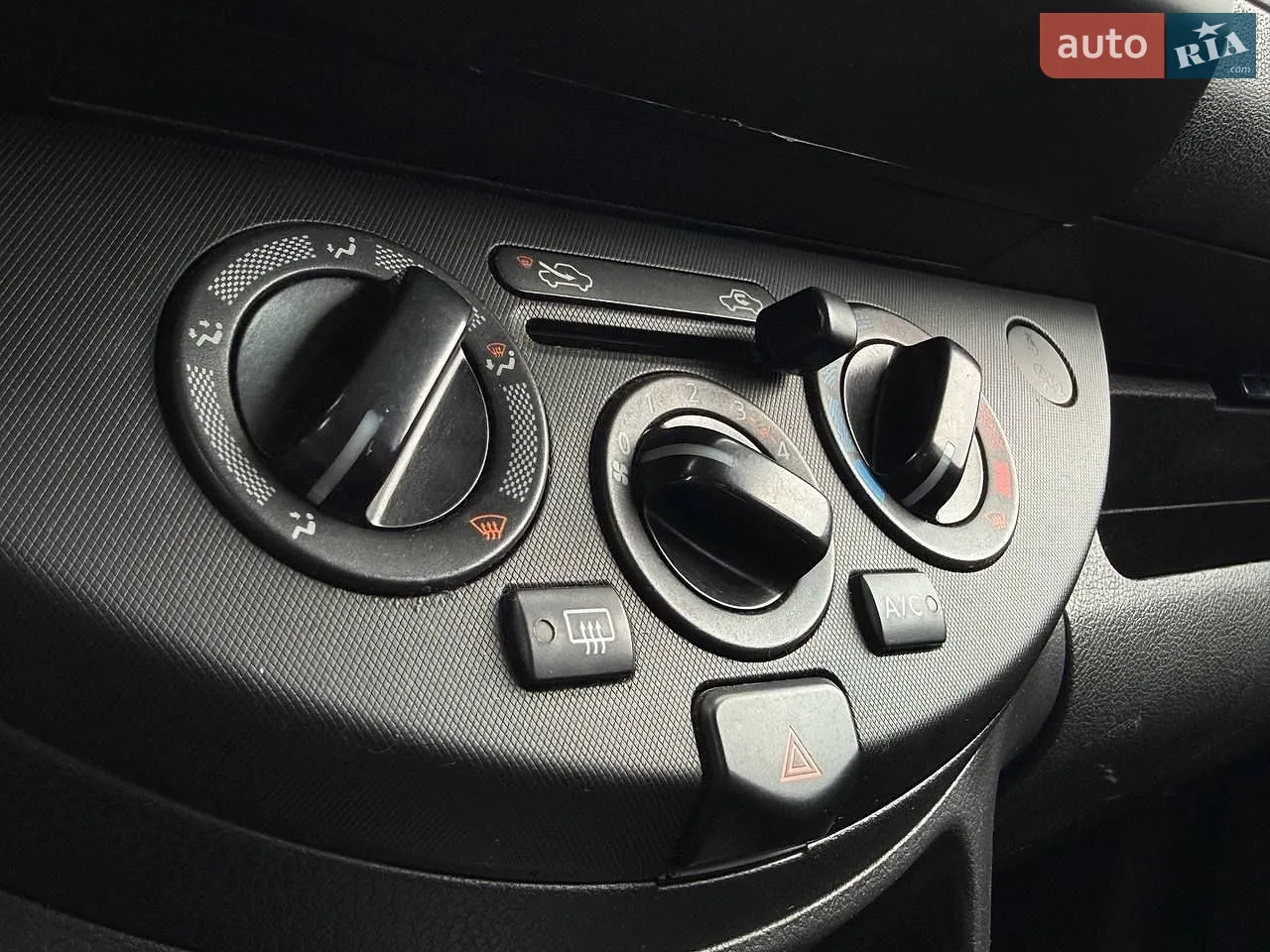 2010 Nissan Note - мініатюра 22