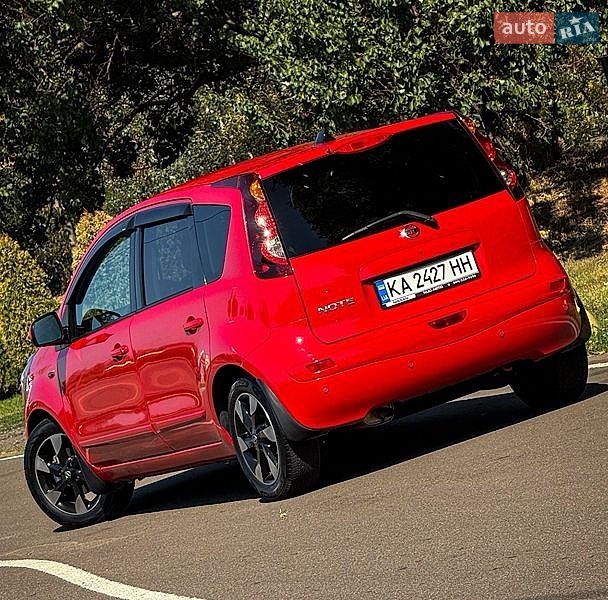 Хетчбек Nissan Note 2012 в Києві
