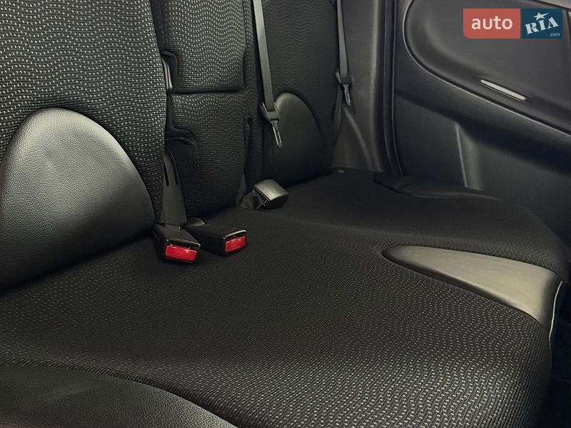 Хетчбек Nissan Note 2012 в Києві