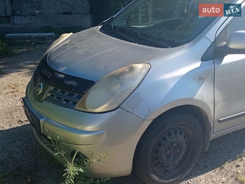 Хэтчбек Nissan Note 2008 в Виннице