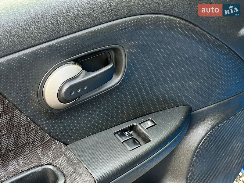Хетчбек Nissan Note 2007 в Києві