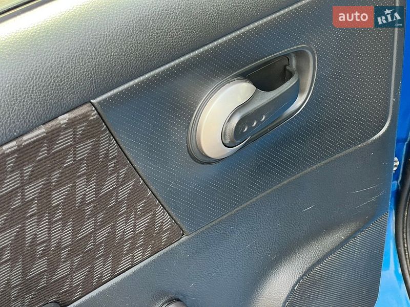 Хетчбек Nissan Note 2007 в Києві