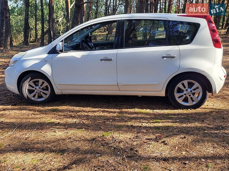 Nissan Note 2011