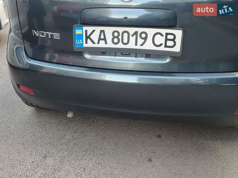 Хэтчбек Nissan Note 2011 в Киеве