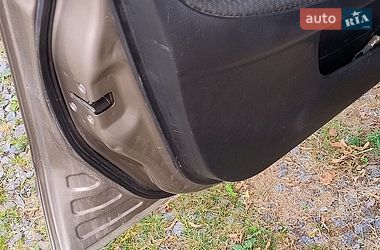 Хэтчбек Nissan Note 2008 в Шепетовке