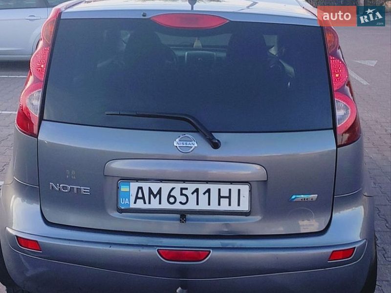 Хэтчбек Nissan Note 2009 в Житомире