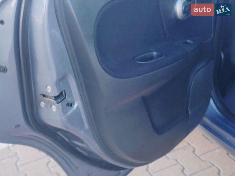 Хэтчбек Nissan Note 2009 в Житомире