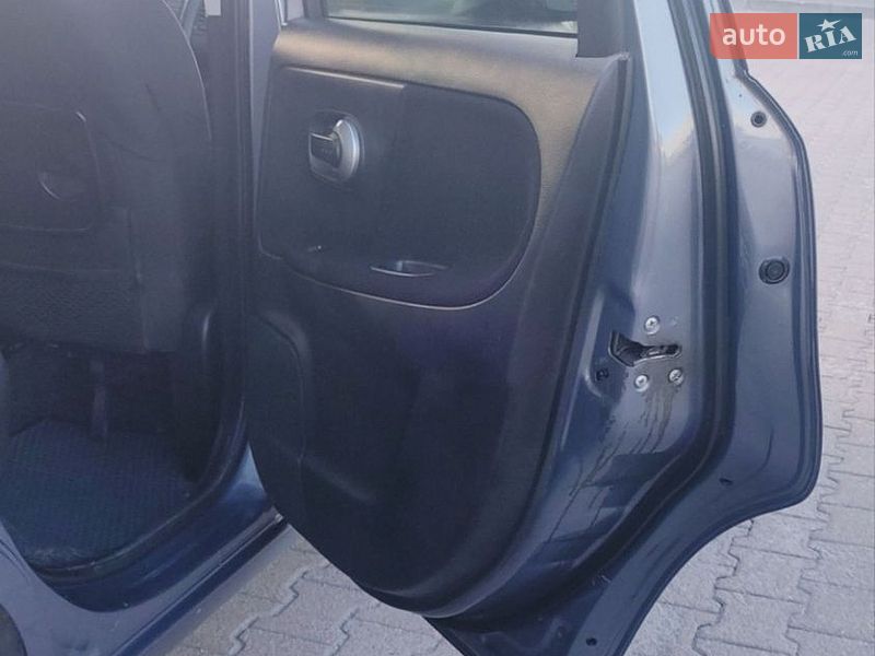 Хэтчбек Nissan Note 2009 в Житомире