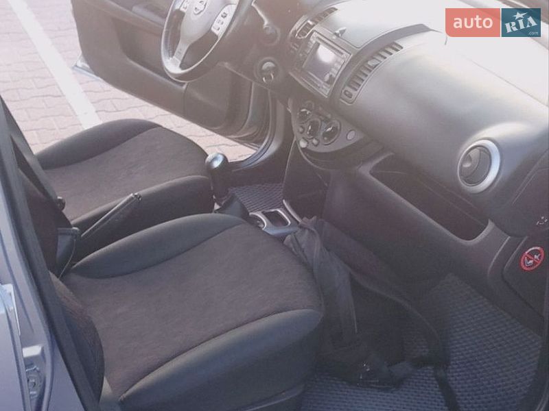 Хэтчбек Nissan Note 2009 в Житомире