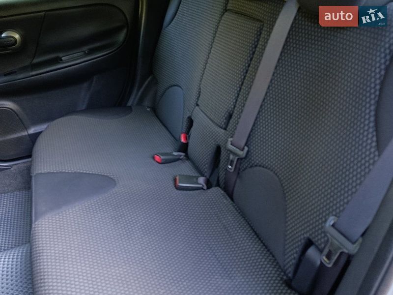 Хэтчбек Nissan Note 2008 в Хмельницком фото 16 Хэтчбек Nissan Note 2008 в Хмельницком