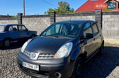 Хэтчбек Nissan Note 2006 в Владимирце