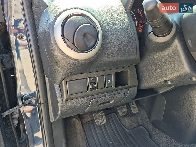 Хетчбек Nissan Note 2011 в Кропивницькому