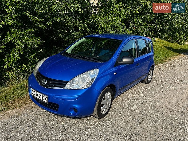 Хетчбек Nissan Note 2010 в Хмельницькому фото Хетчбек Nissan Note 2010 в Хмельницькому
