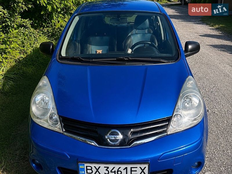 Хетчбек Nissan Note 2010 в Хмельницькому фото 2 Хетчбек Nissan Note 2010 в Хмельницькому